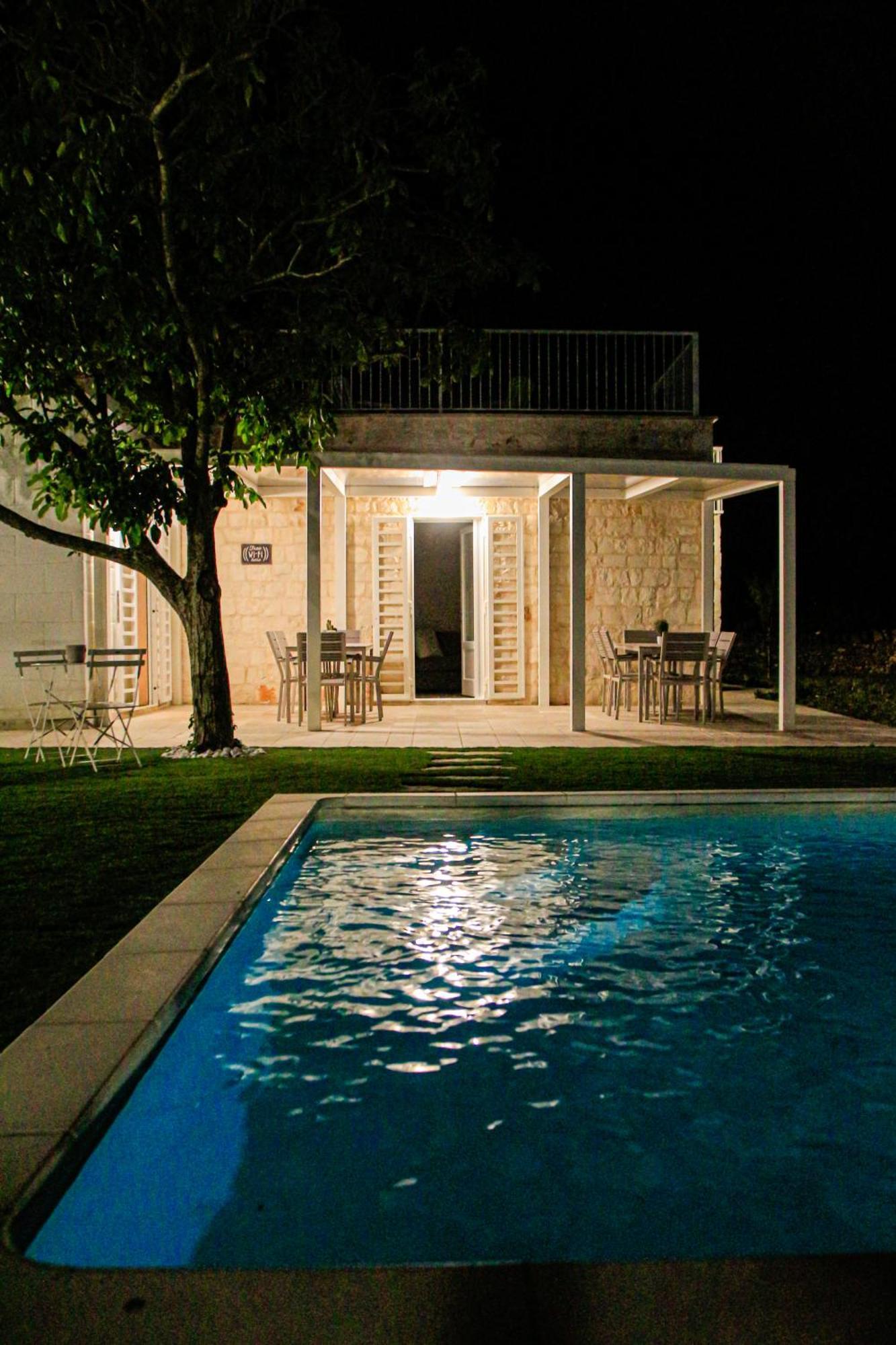 Trullo Giuditta Martina Franca Bagian luar foto